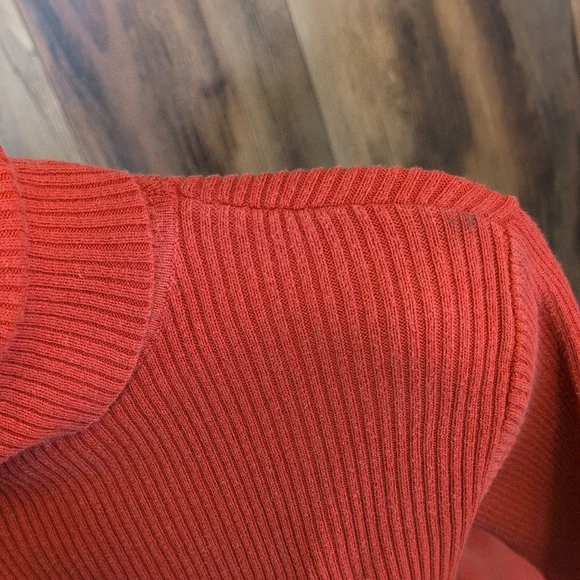 Reference Point Ribbed Orange/Coral Turtleneck Fitted Sweater M            M671 - Picture 7 of 9